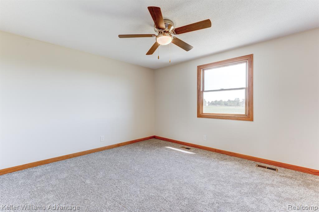 1014 Lathrop Road Allenton, MI 48002 - Photo 17 of 28