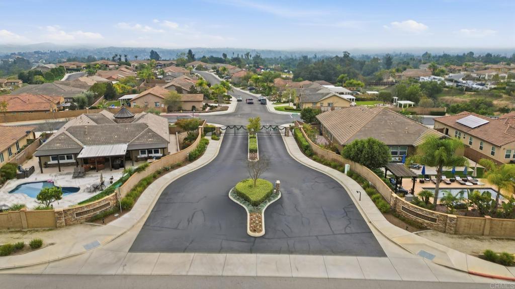 321 William Pittenger Place Fallbrook, CA 92028 - Photo 28 of 32 an aerial view of a city