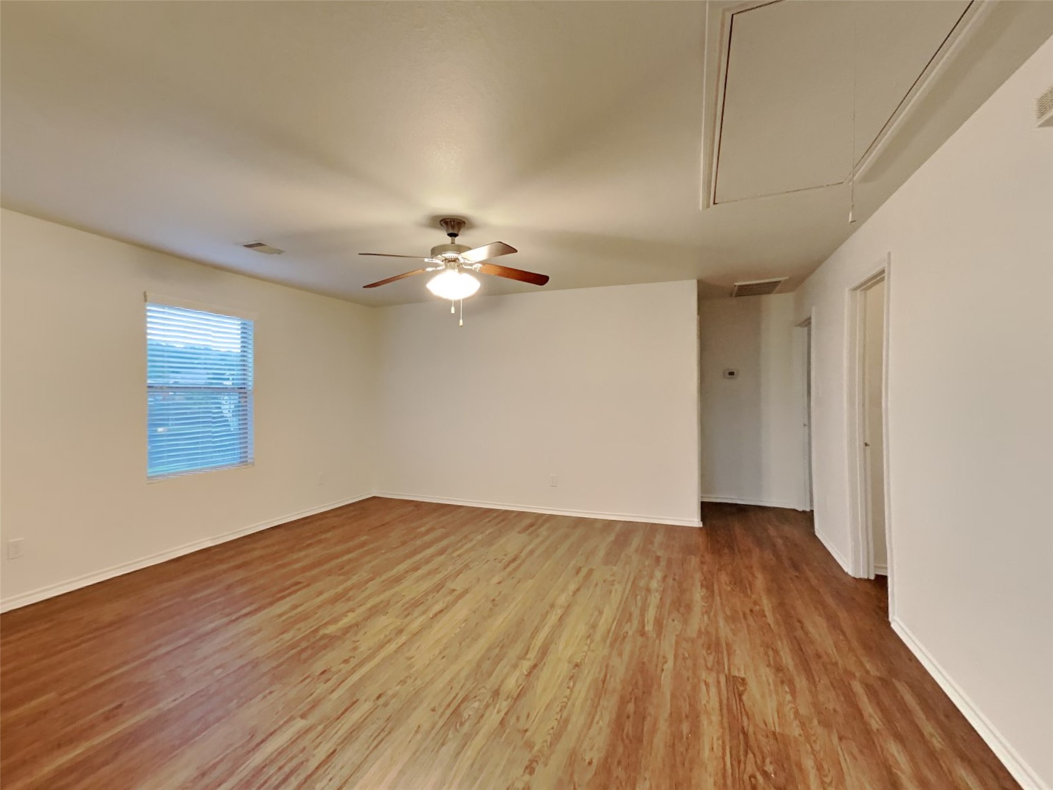 2838 Wisner Circle Houston, TX 77014 - Photo 9 of 20