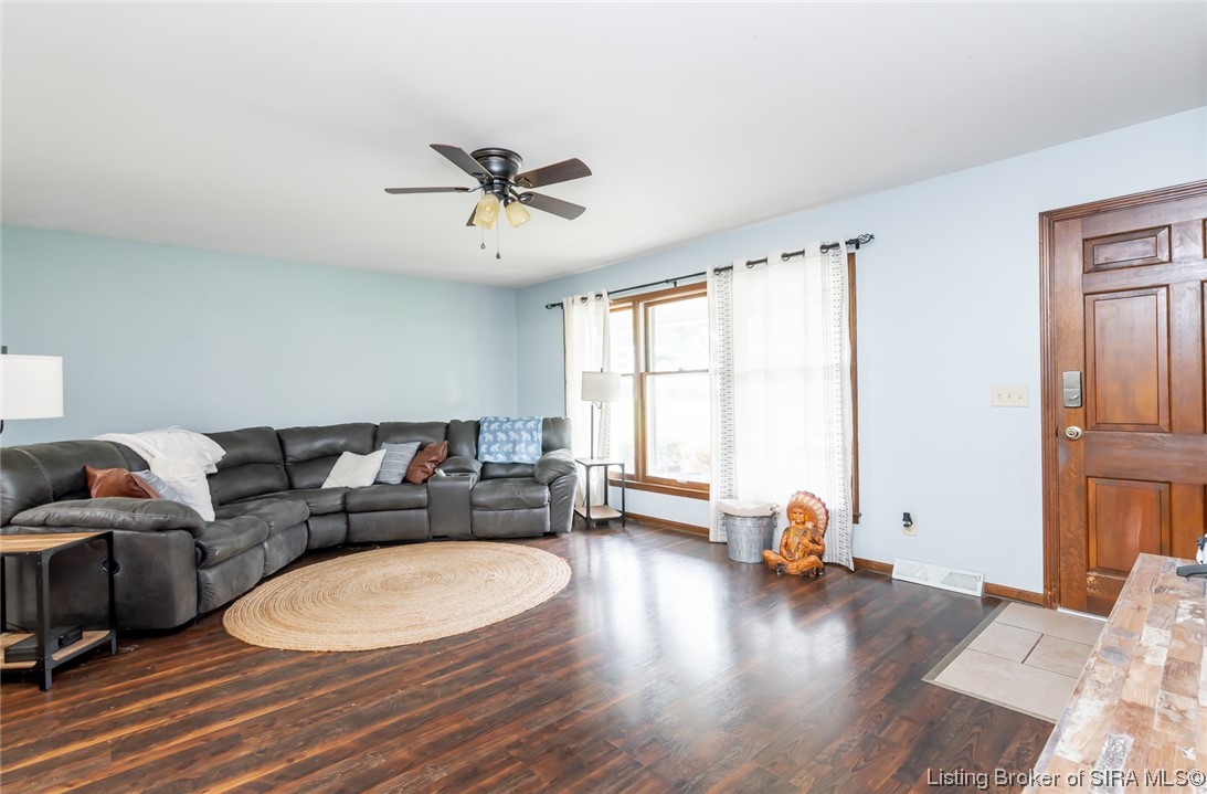 1059 Country Club Road Southeast Corydon, IN 47112 - Photo 15 of 56 Gallery Image 15