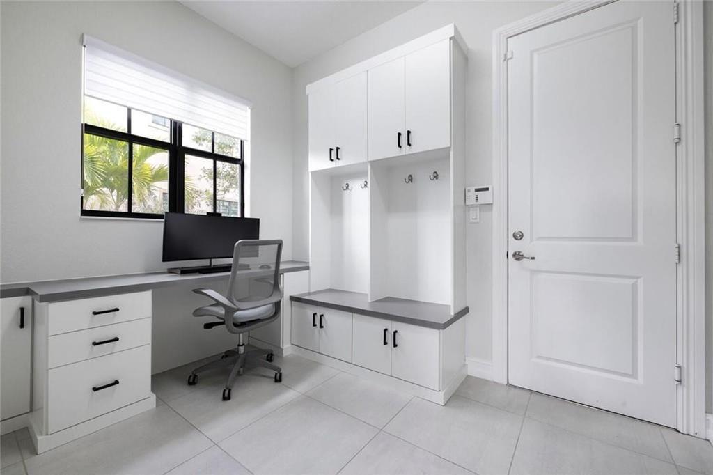 11560 Horizon Road Parkland, FL 33076 - Photo 29 of 71 Image 2