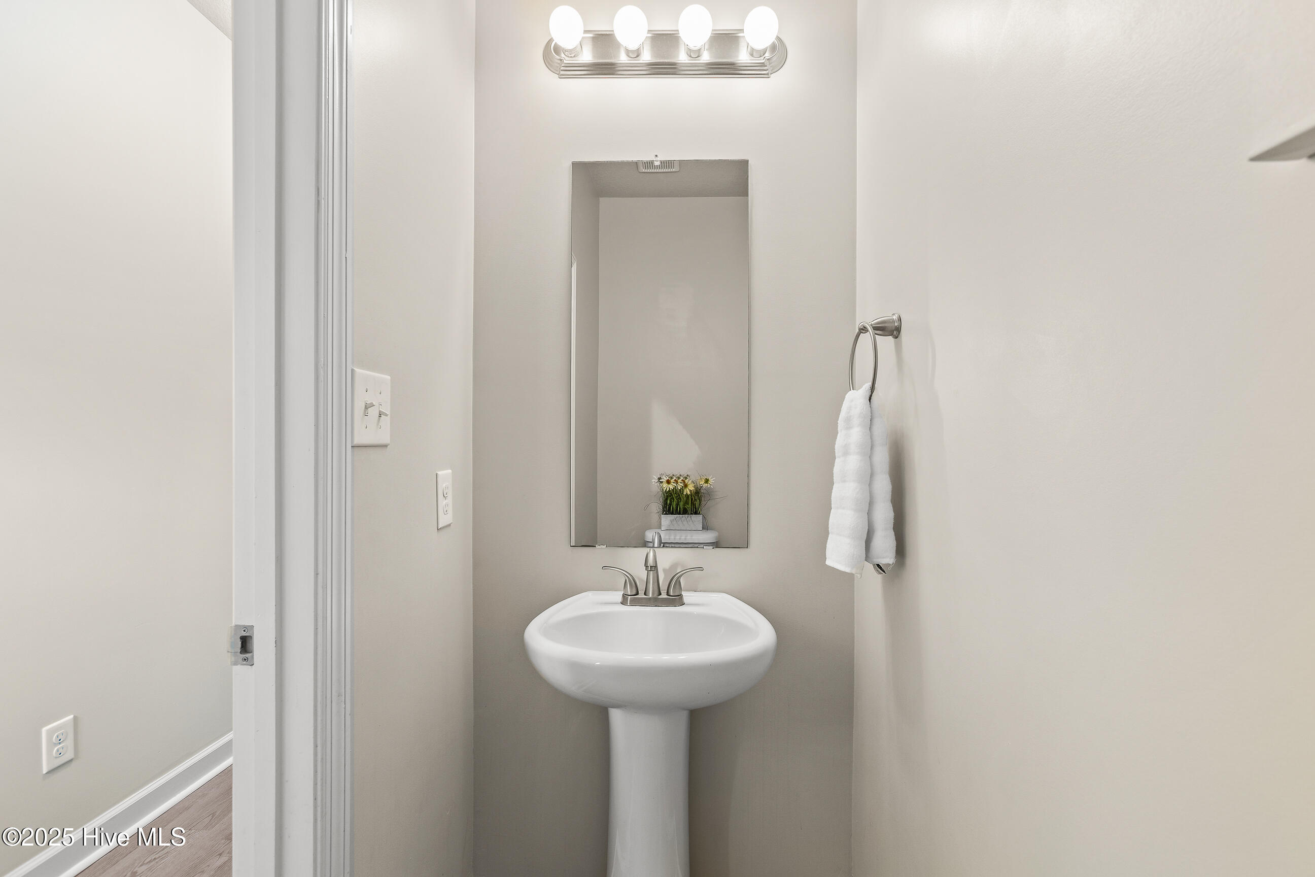 397 Frisco Way Holly Ridge, NC 28445 - Photo 11 of 23 15