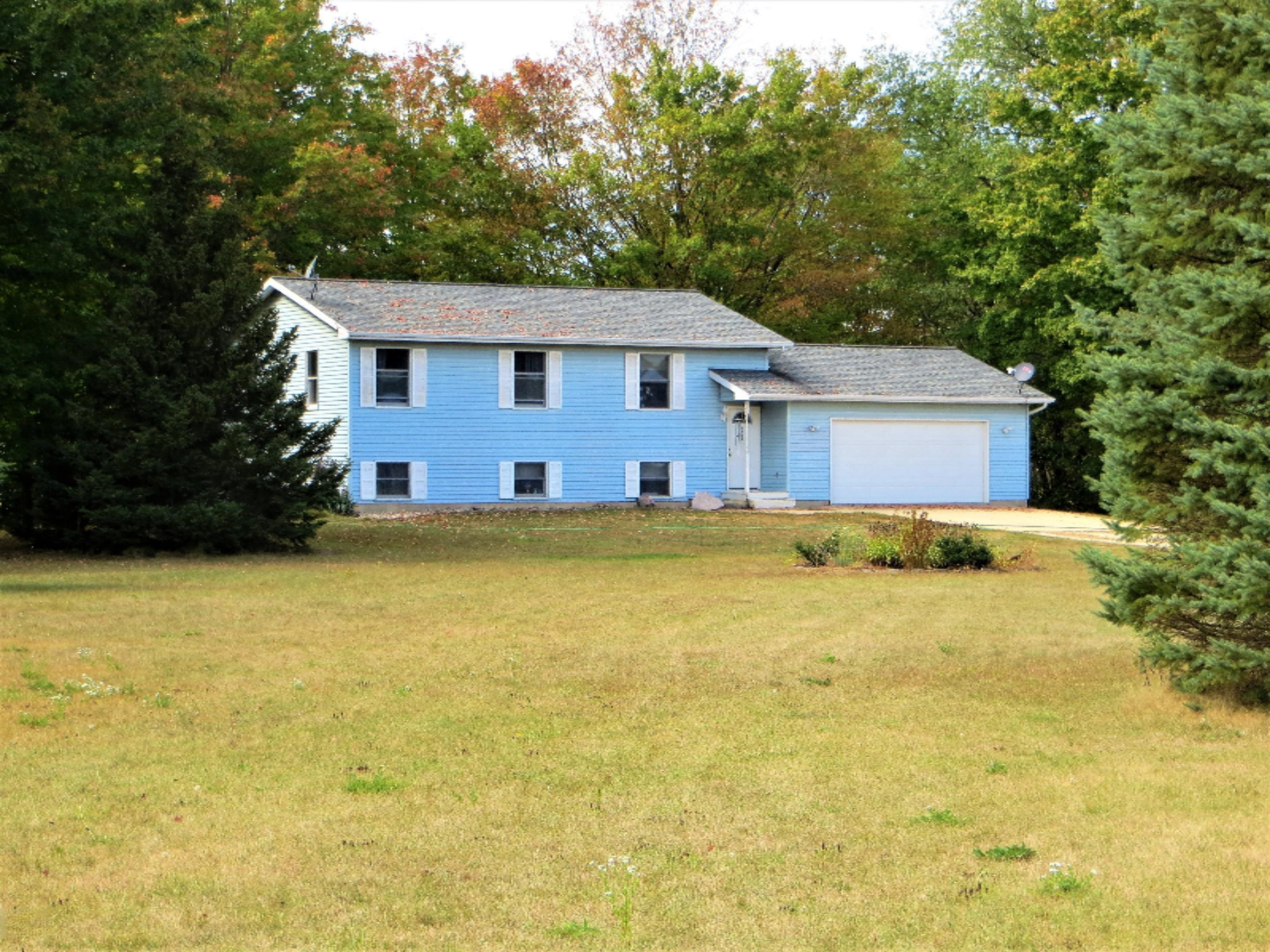 7788 Friend Road Portland, MI 48875 - Photo 3 of 34 9