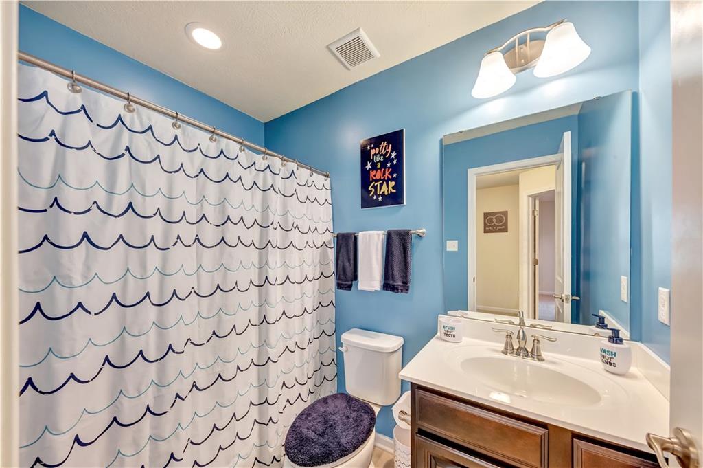 231 Long Ridge Drive Coraopolis, PA 15108 - Photo 20 of 25 Gallery Image 20