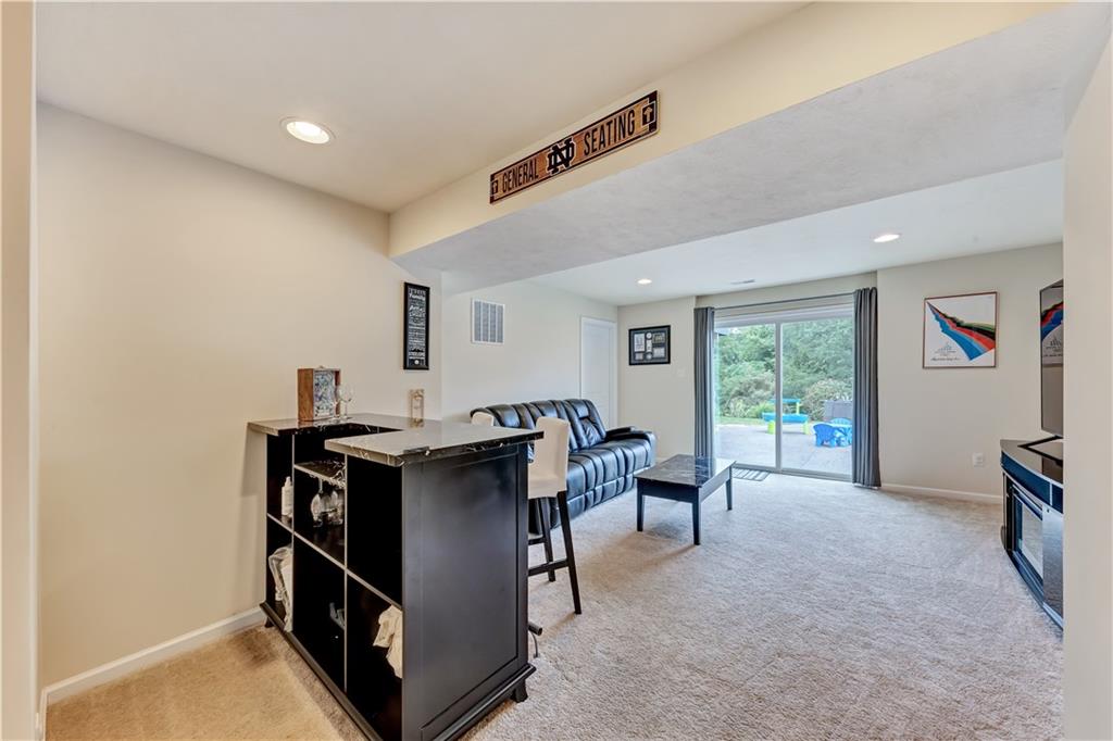 231 Long Ridge Drive Coraopolis, PA 15108 - Photo 22 of 25 Gallery Image 22