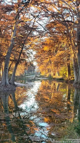 $274,999 | 464 J H Davis Place, Leakey, TX 78873