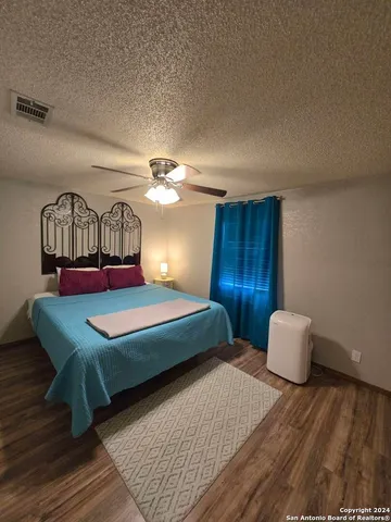 $274,999 | 464 J H Davis Place, Leakey, TX 78873