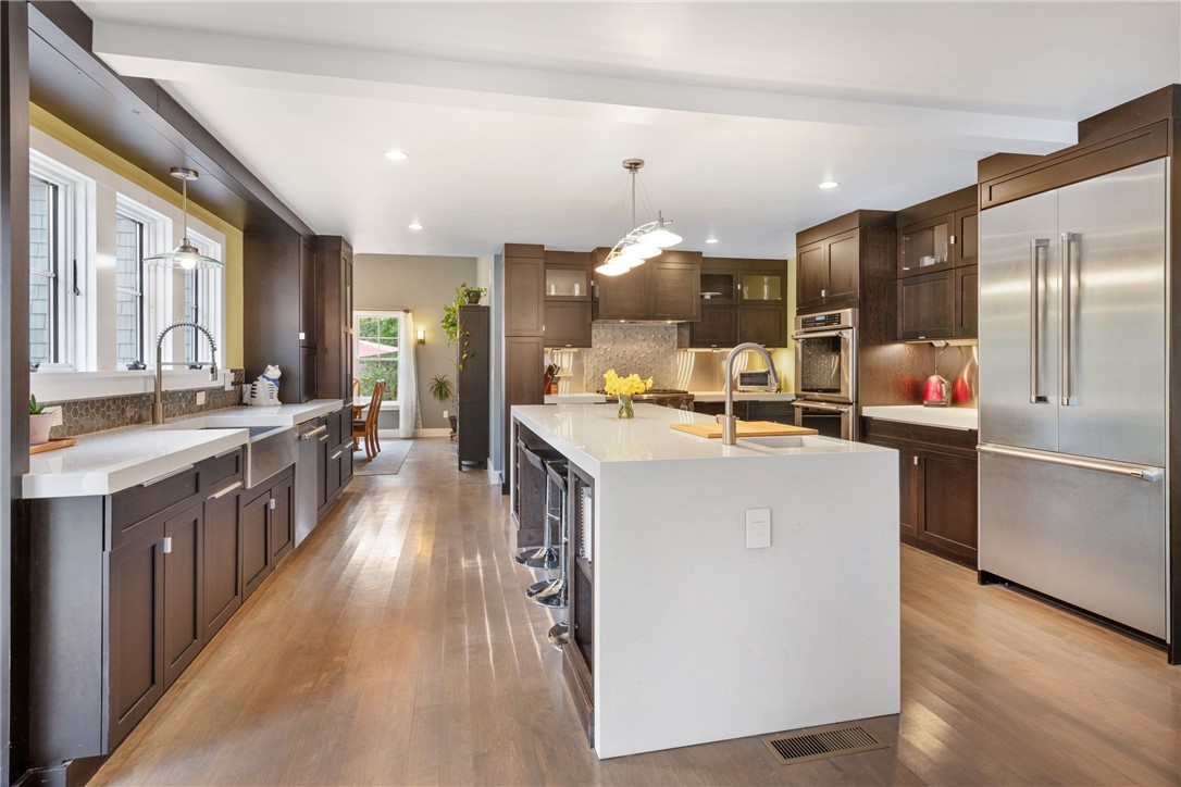 10 Walnut Road Barrington, RI 02806 - Photo 12 of 38