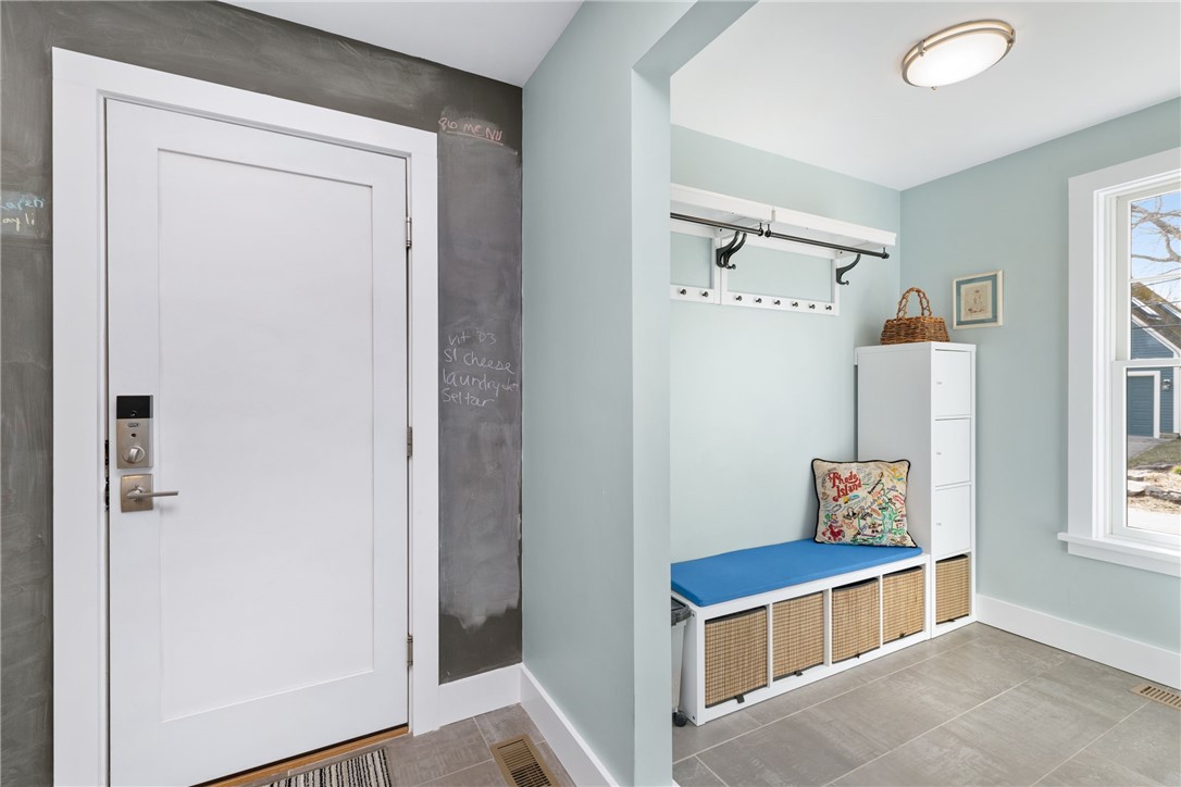 10 Walnut Road Barrington, RI 02806 - Photo 18 of 38