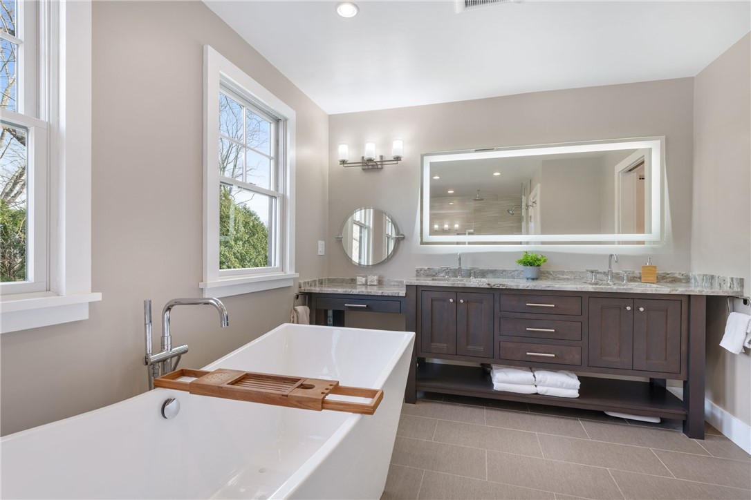 10 Walnut Road Barrington, RI 02806 - Photo 25 of 38