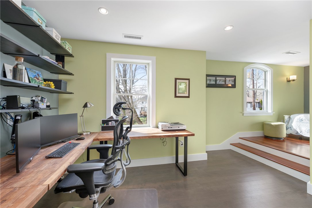 10 Walnut Road Barrington, RI 02806 - Photo 30 of 38