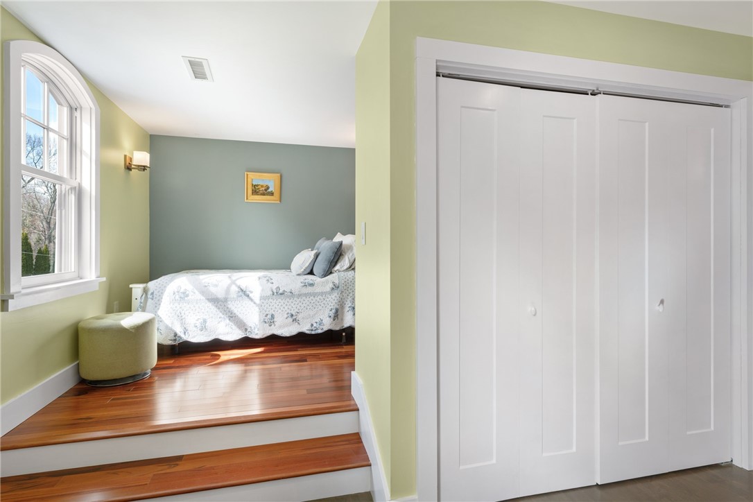 10 Walnut Road Barrington, RI 02806 - Photo 31 of 38