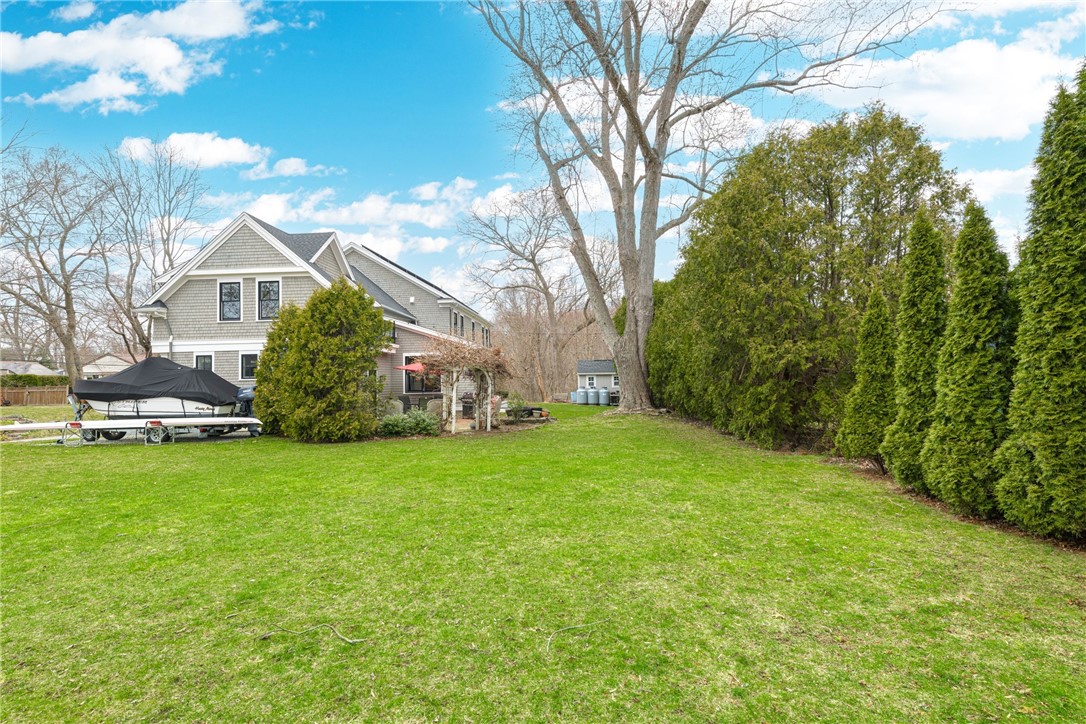 10 Walnut Road Barrington, RI 02806 - Photo 35 of 38