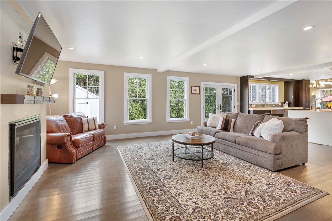 10 Walnut Road Barrington, RI 02806 - Photo 10 of 38