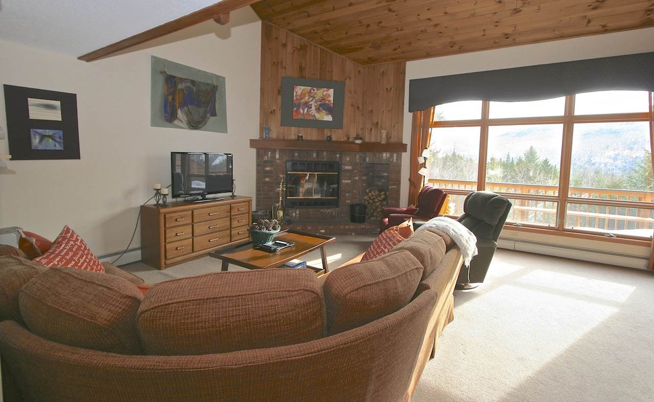403 Hannah Loop, Unit 98 Carroll, NH 03595 - Photo 3 of 31 Gallery Image 3