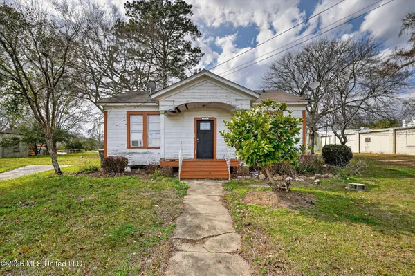 $49,900 | 317 Peach Street, Columbia, MS 39429