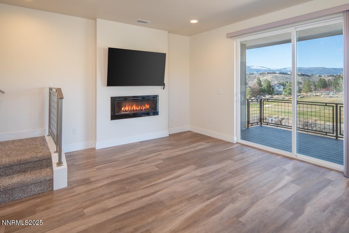 7790 Town Square Way Reno, NV 89523 - Photo 10 of 52 7790TownSquareWaySTANDARDRES3