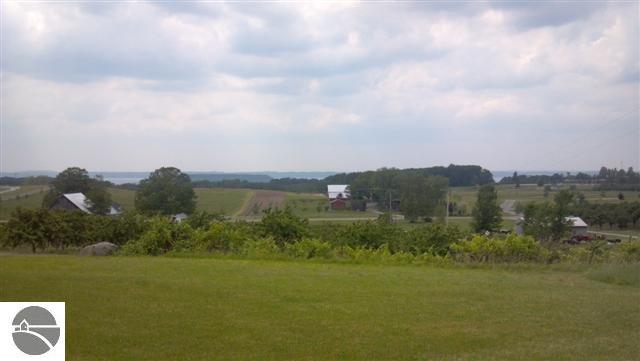 12586 Center Road Traverse City, MI 49686 - Photo 12 of 17 1789608-11.JPG