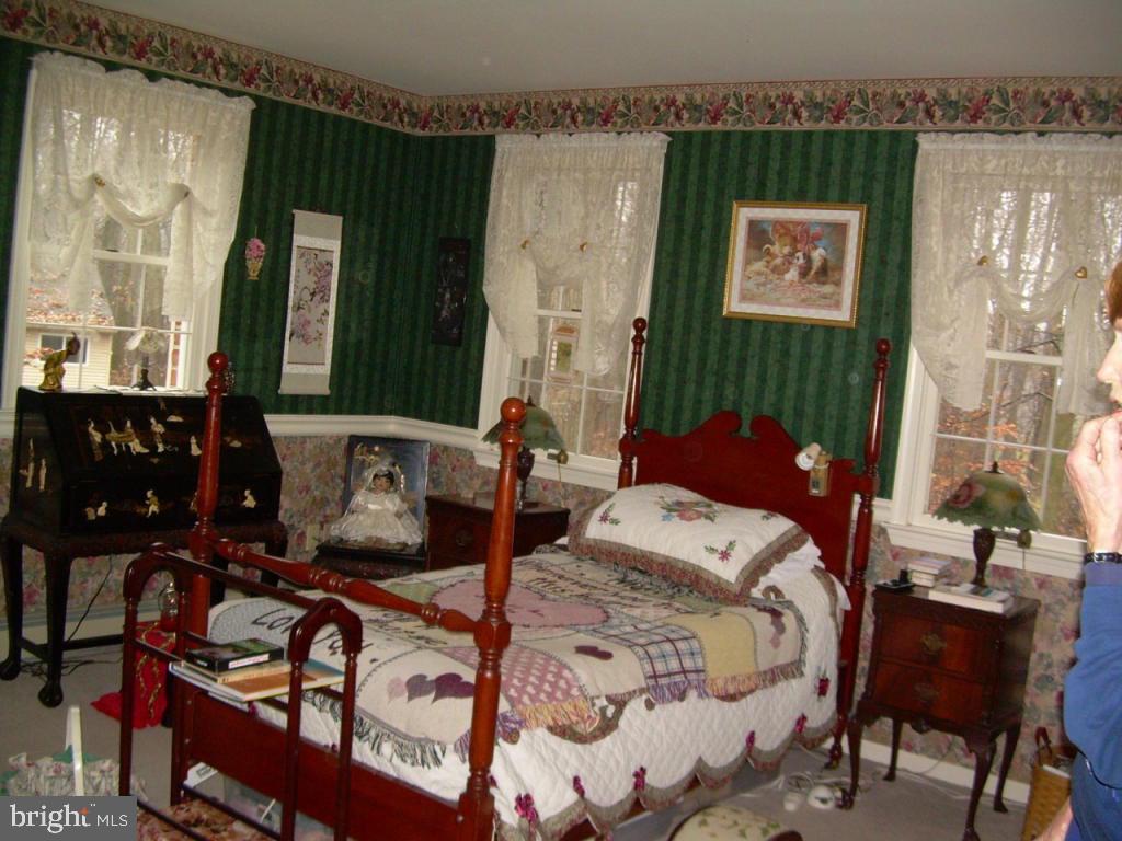 200 Schoolhouse Road Palmyra, PA 17078 - Photo 11 of 29 Gallery Image 11