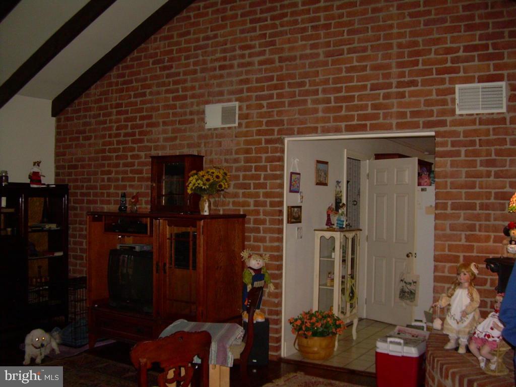 200 Schoolhouse Road Palmyra, PA 17078 - Photo 9 of 29 Gallery Image 9