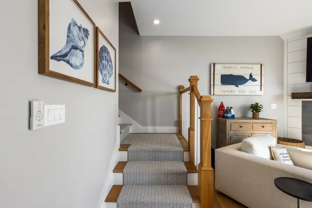 $2,295,000 | 36 Little Bay Drive, Dover, NH 03820