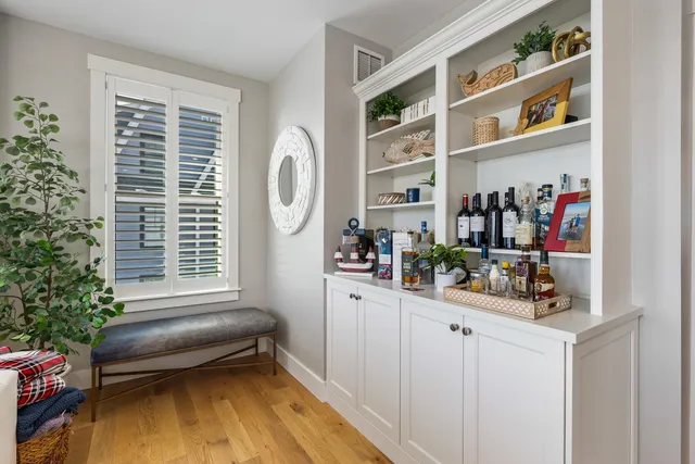 $2,295,000 | 36 Little Bay Drive, Dover, NH 03820