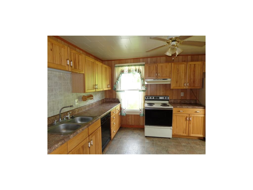 30385 Poor Valley Road Saltville, VA 24370 - Photo 17 of 21 Photo 17