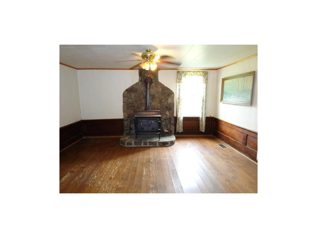30385 Poor Valley Road Saltville, VA 24370 - Photo 9 of 21 Photo 9