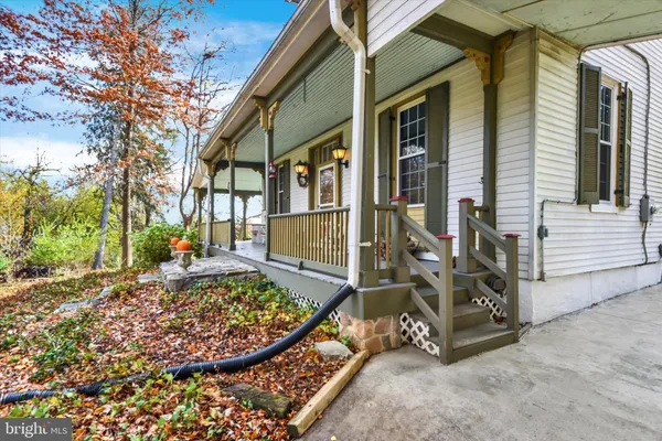 $900,000 | 6739 South Clifton Road, Frederick, MD 21703