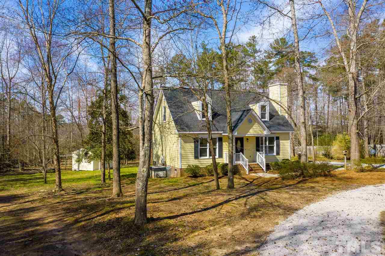 5378 Brantley Road Zebulon, NC 27597 - Photo 3 of 29