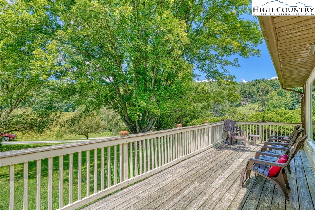 678 John Shell Road Sugar Grove, NC 28679 - Photo 8 of 36 Gallery Image 8