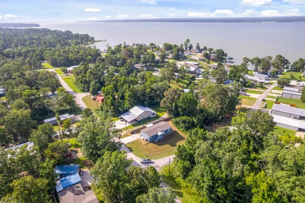 $1,800 | 41 Key Largo Loop, Point Blank, TX 77364