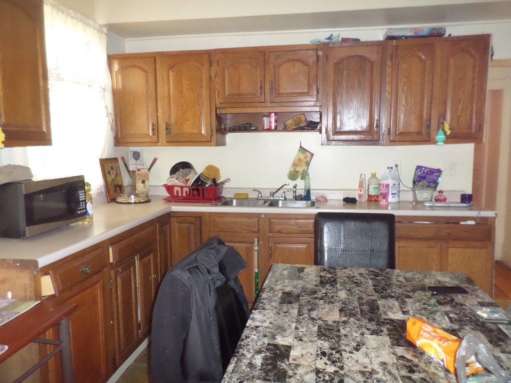 38-40 Windsor Street Springfield, MA 01105 - Photo 3 of 15 Gallery Image 3