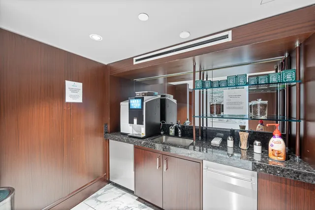 $869,000 | 800 Ave At Port Imperial, Unit 508, Weehawken, NJ 07086