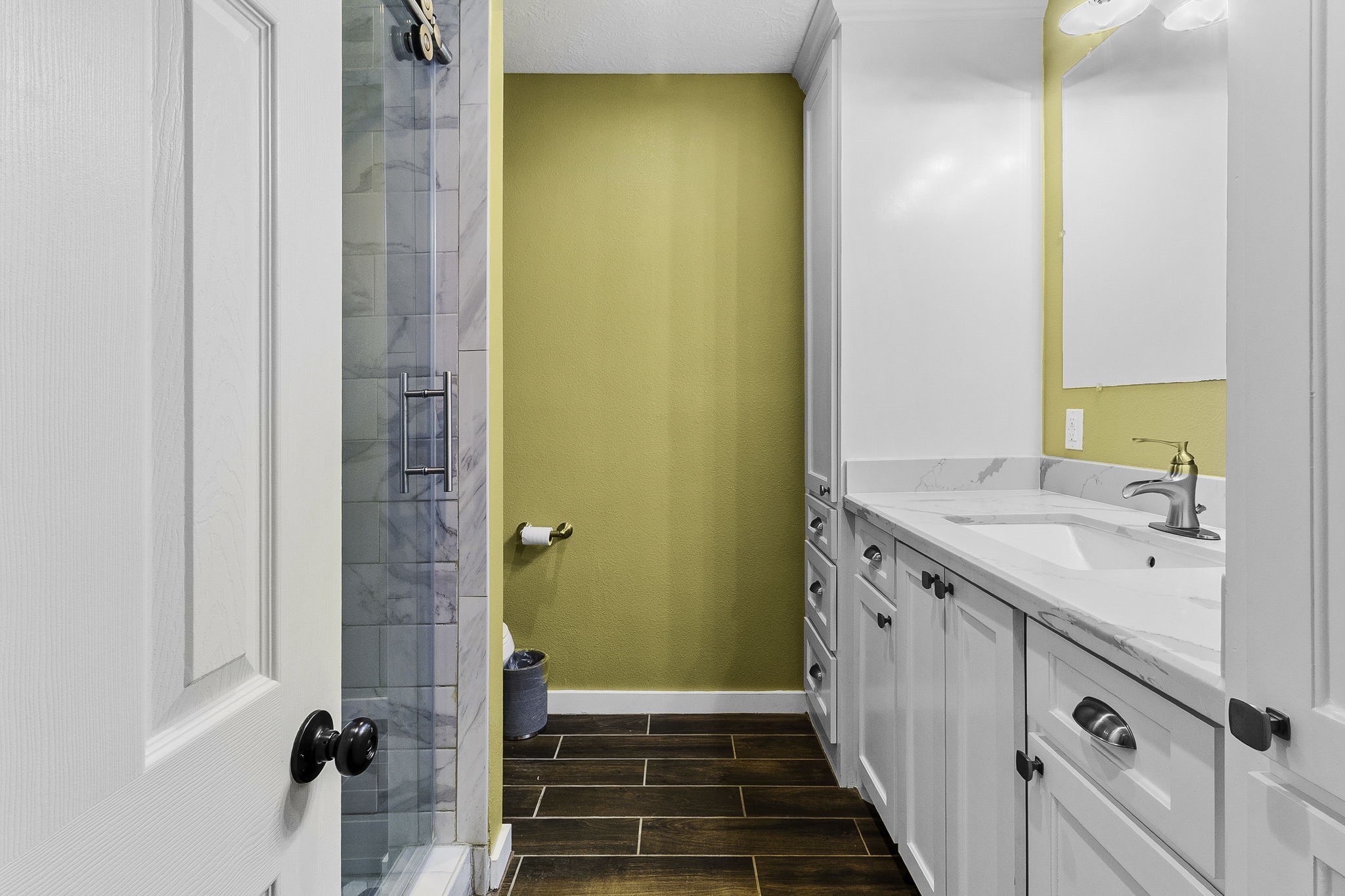 500 Highway 156 Point Blank, TX 77364 - Photo 21 of 47 Upstairs bath