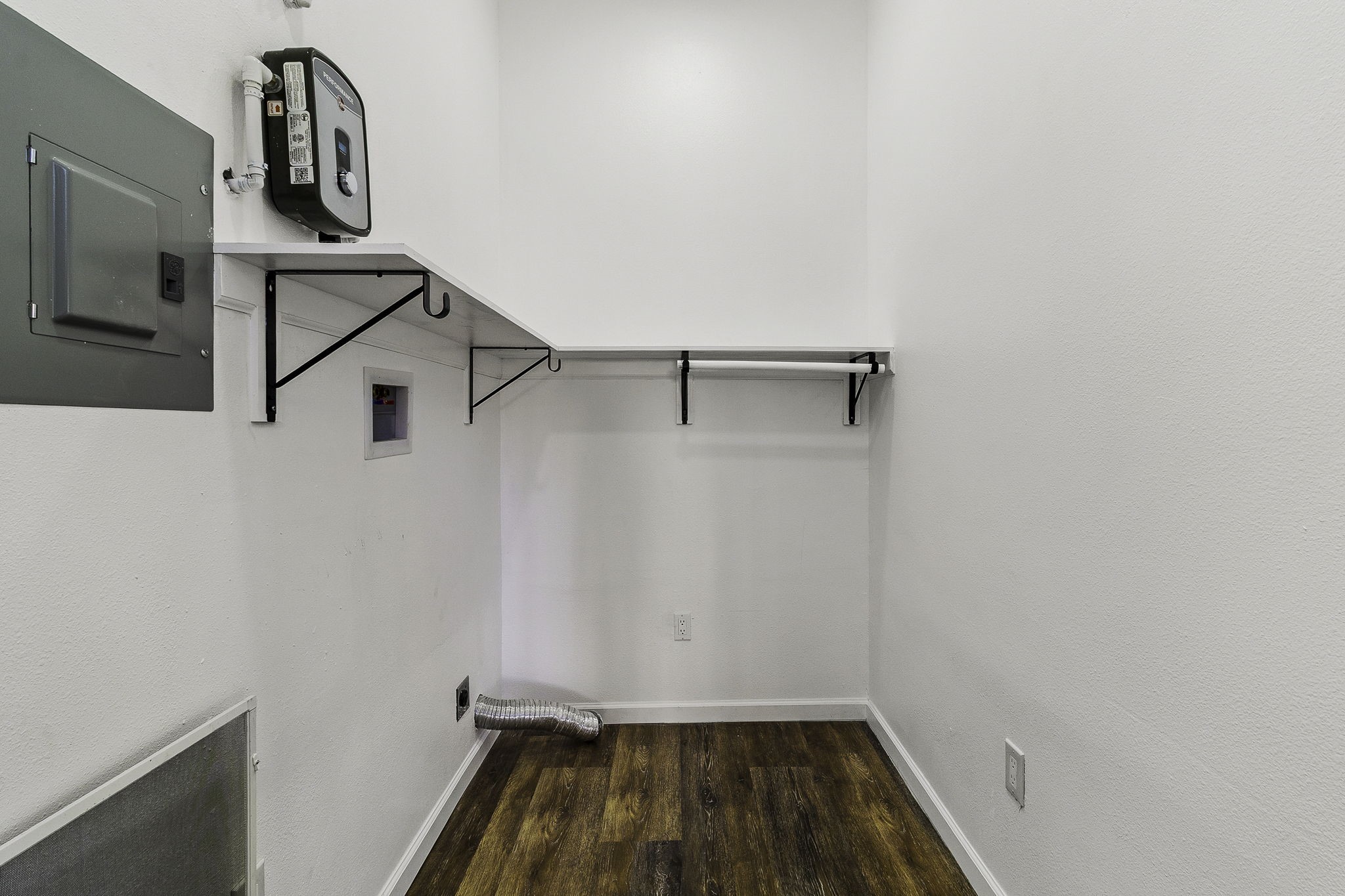 500 Highway 156 Point Blank, TX 77364 - Photo 40 of 47 Guest house utility room