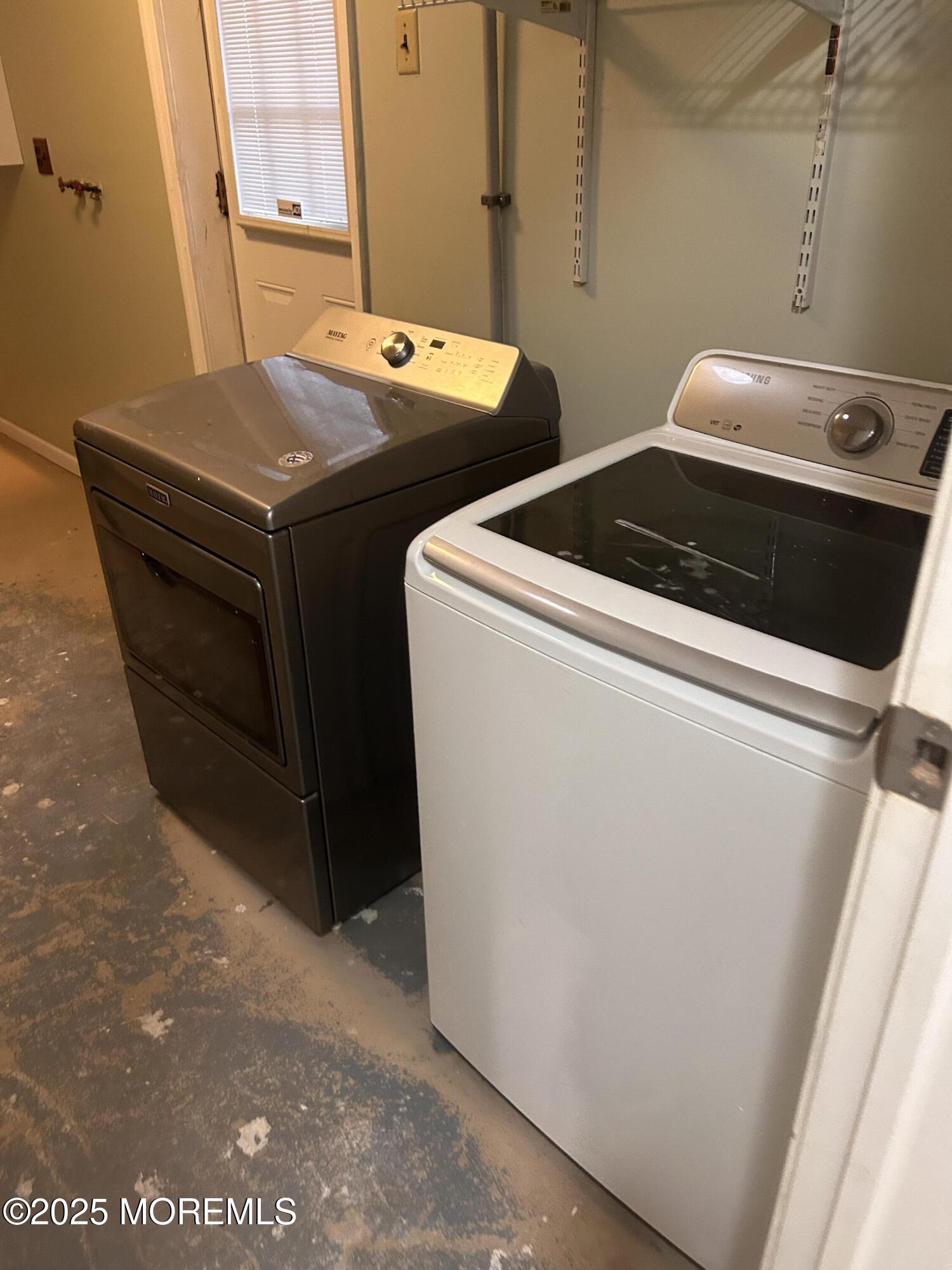 823 Bowman Road Jackson, NJ 08527 - Photo 25 of 27 a utility room with dryer and washer