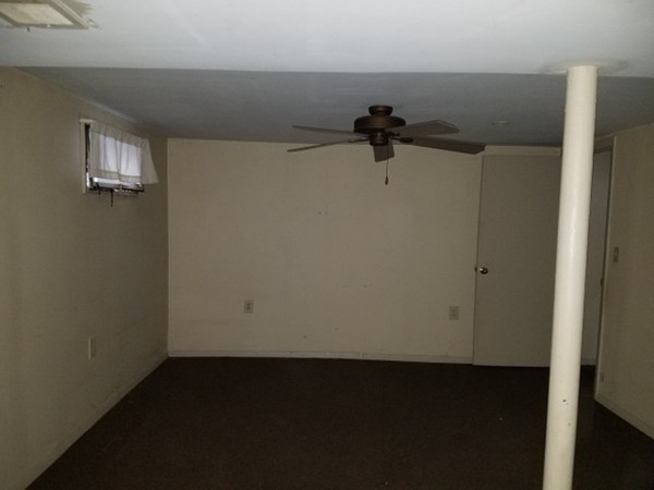 86 Wallace Street Springfield, MA 01119 - Photo 13 of 21 a view of small space