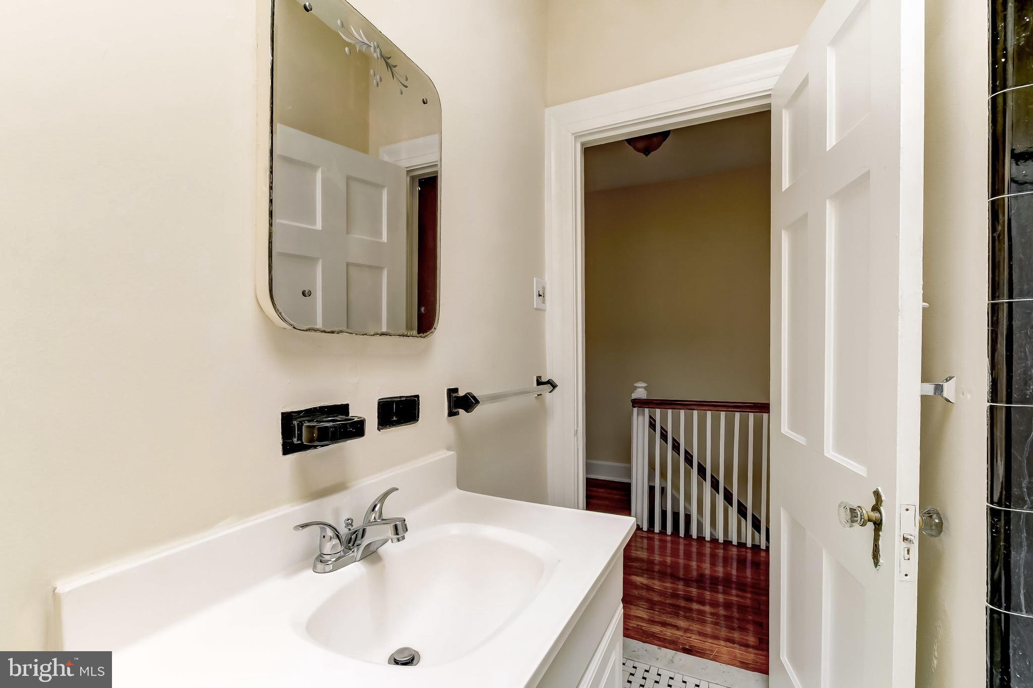3721 Keswick Road Baltimore, MD 21211 - Photo 19 of 33
