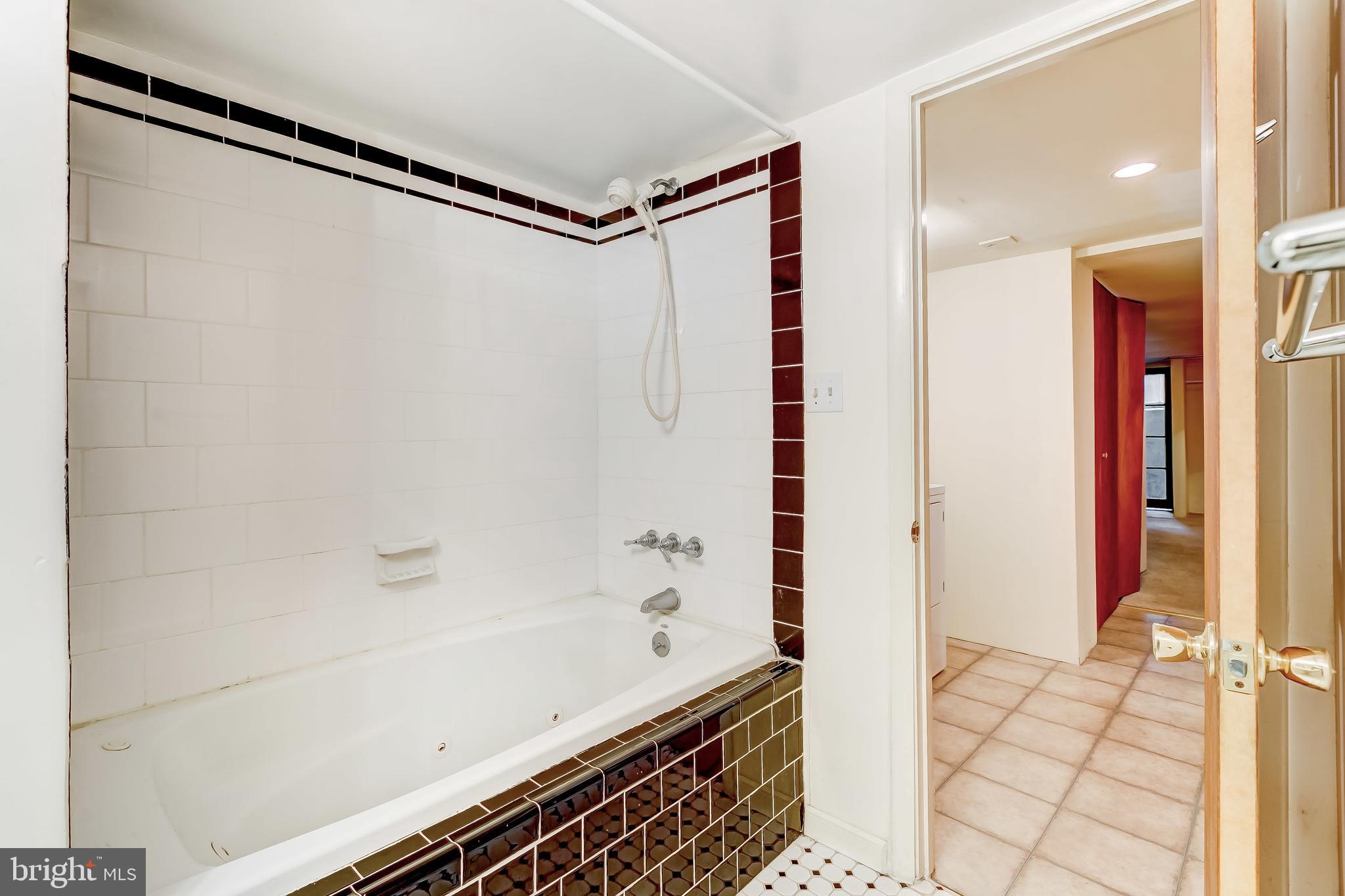 3721 Keswick Road Baltimore, MD 21211 - Photo 29 of 33