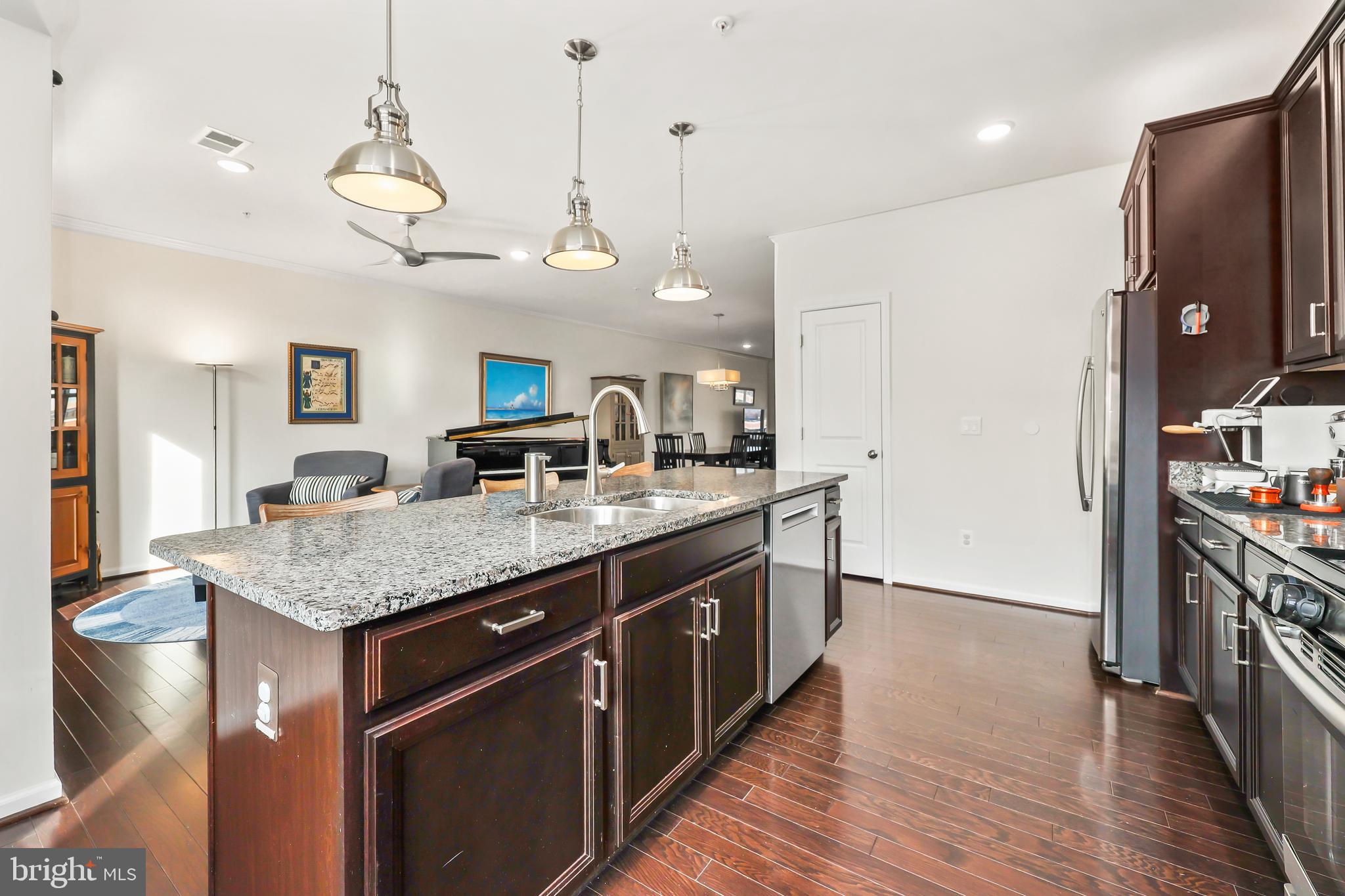 1426 Ribbon Limestone Terrace Southeast Leesburg, VA 20175 - Photo 11 of 43