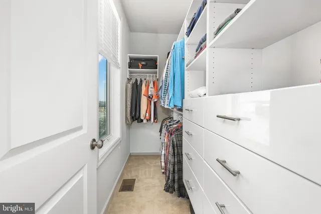 $605,000 | 1426 Ribbon Limestone Terrace Southeast, Leesburg, VA 20175