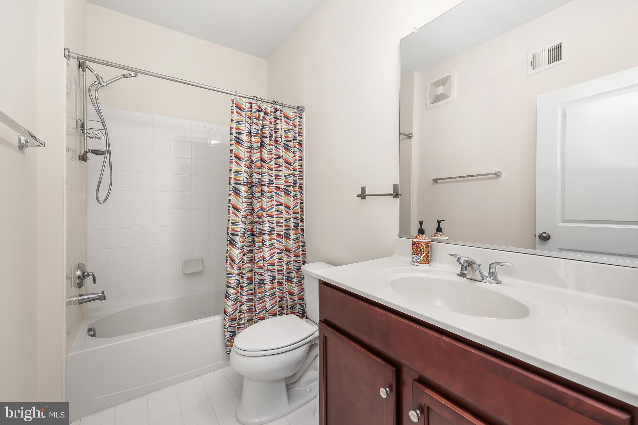 1426 Ribbon Limestone Terrace Southeast Leesburg, VA 20175 - Photo 26 of 43