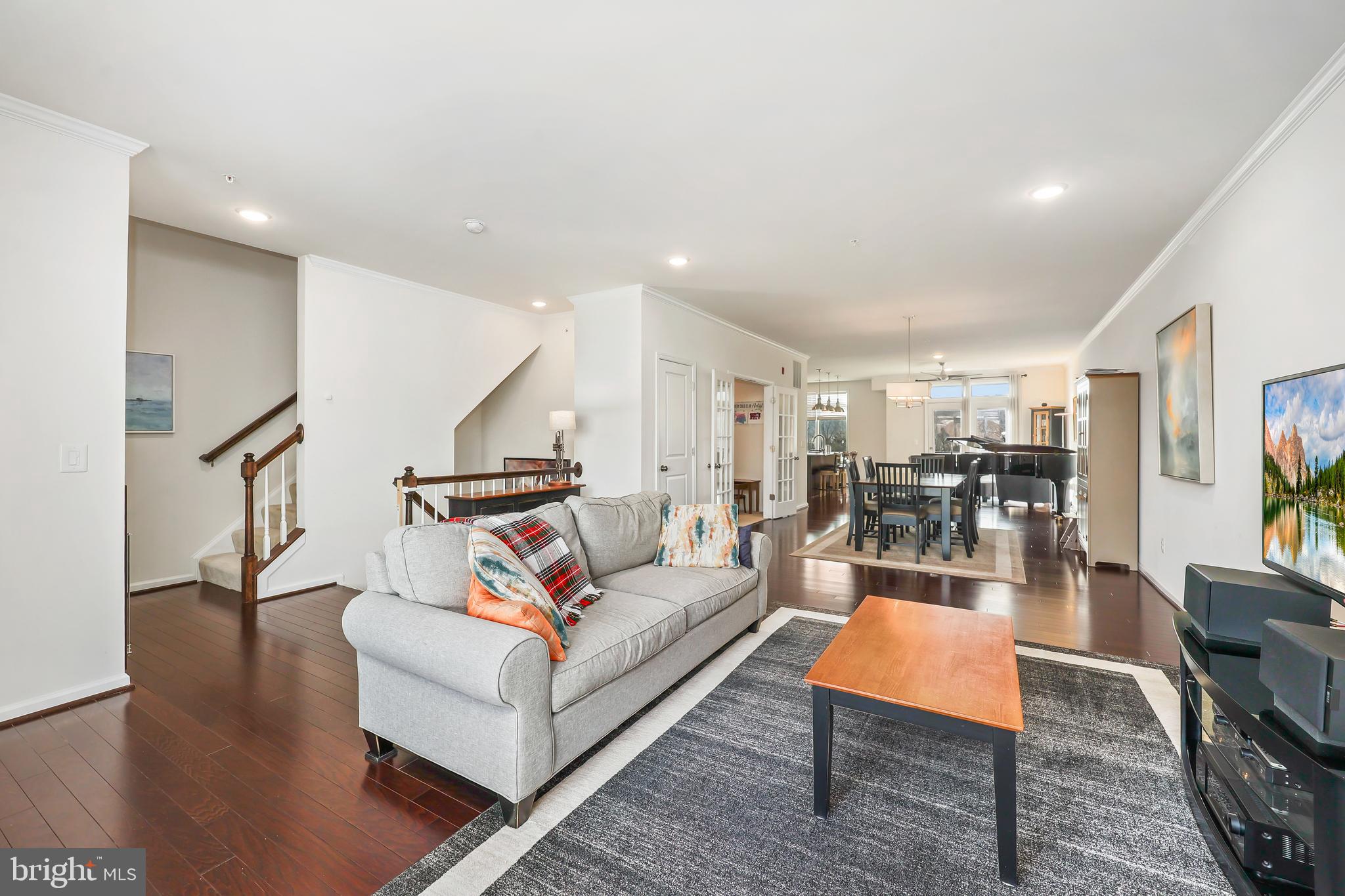 1426 Ribbon Limestone Terrace Southeast Leesburg, VA 20175 - Photo 4 of 43