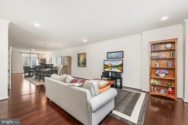 $605,000 | 1426 Ribbon Limestone Terrace Southeast, Leesburg, VA 20175