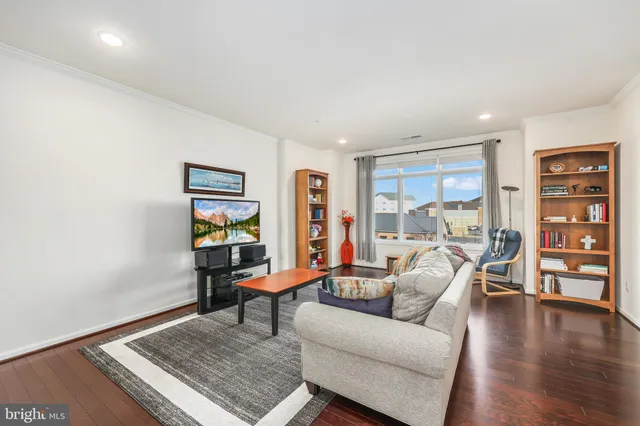 $605,000 | 1426 Ribbon Limestone Terrace Southeast, Leesburg, VA 20175