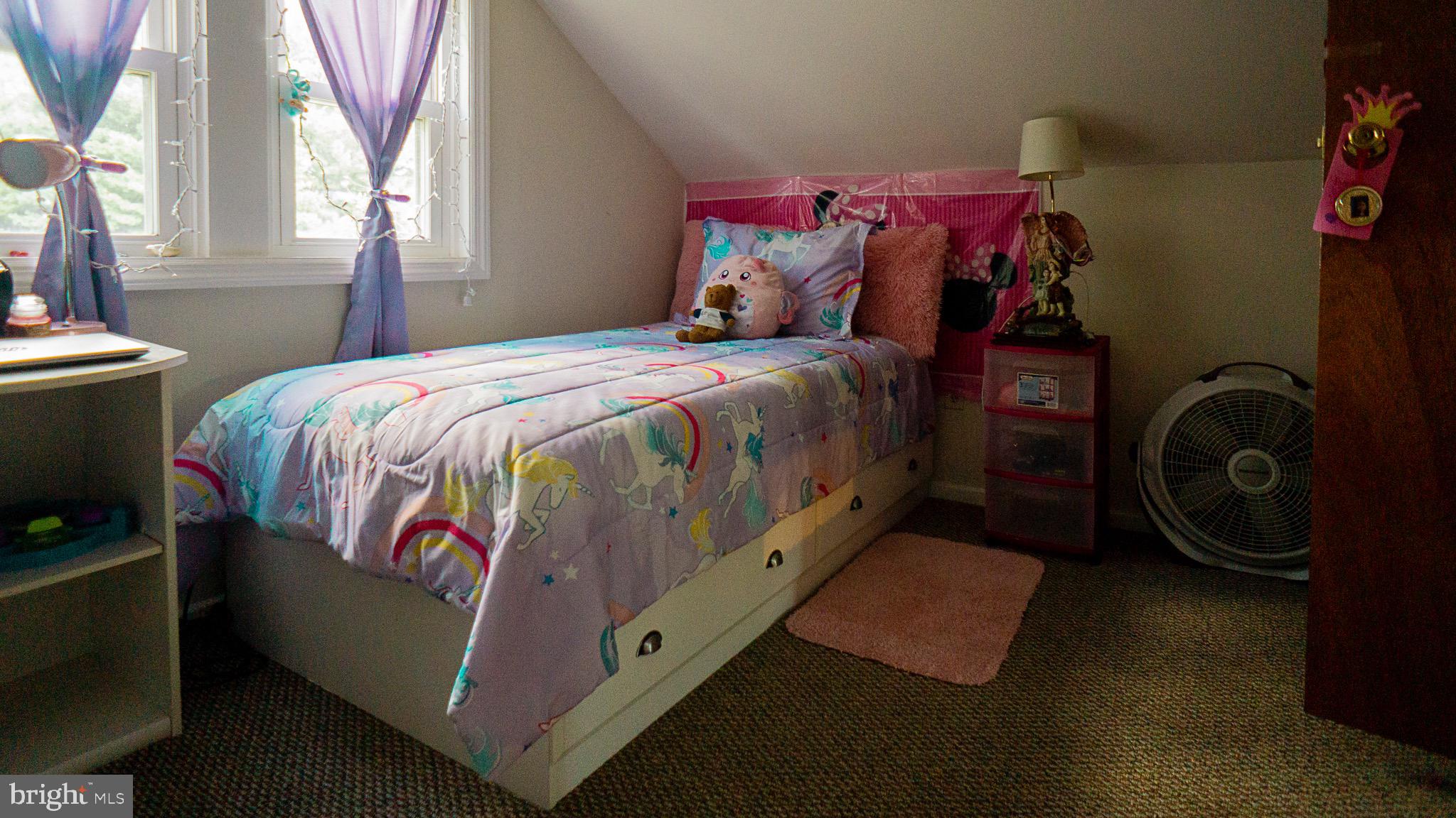 1142 Commonwealth Boulevard Reading, PA 19607 - Photo 17 of 21 Bedroom