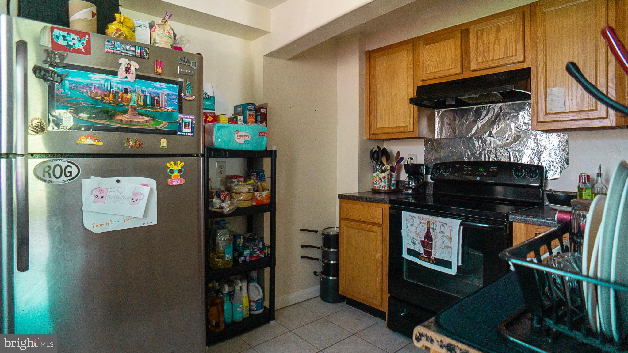 1142 Commonwealth Boulevard Reading, PA 19607 - Photo 5 of 21 Kitchen