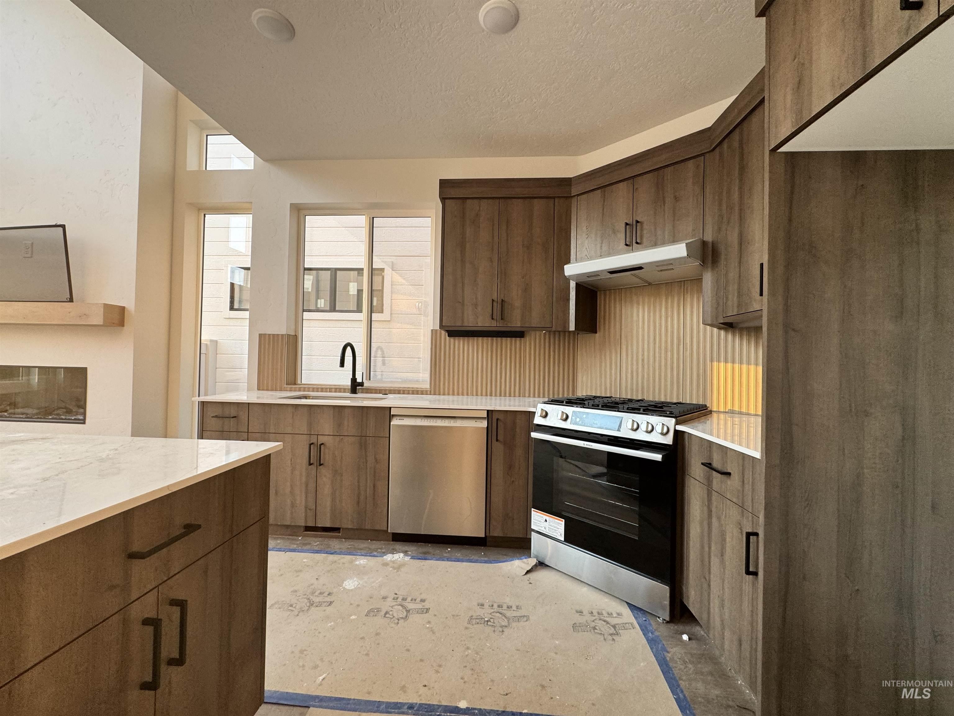 67 North Feather Reed Avenue Meridian, ID 83642 - Photo 7 of 11 Gallery Image 7