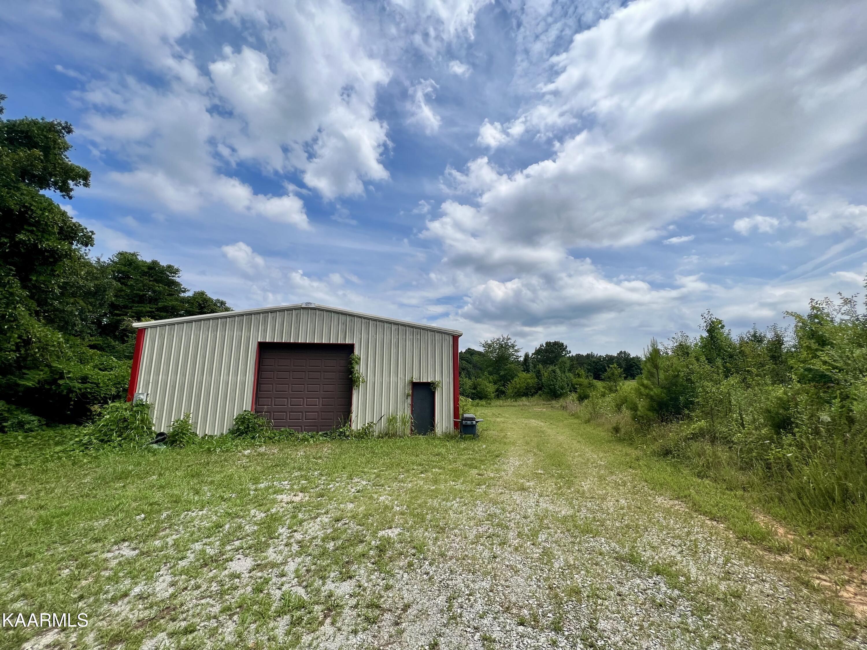550 Mason Road Madisonville, TN 37354 - Photo 5 of 38 5